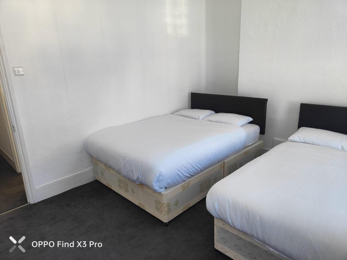 East London 2 Bedroom Apartment 외부 사진